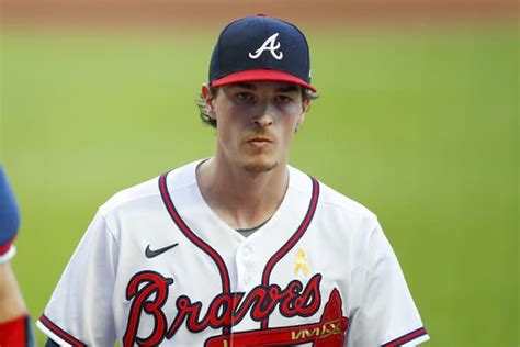 Max Fried Bio, Wiki, Age, Family, Girlfriend, Married, Salary, Net。